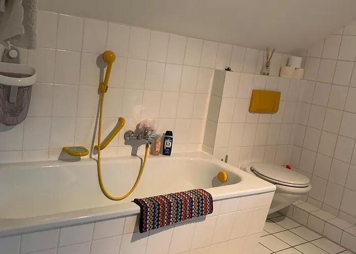 Geraeumige Dachgeschosswohnung *